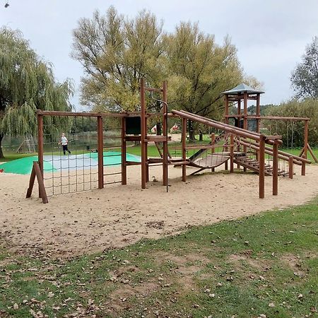Rumah Senang Wellness Met Hottub En Tuin Ewijk Eksteriør bilde