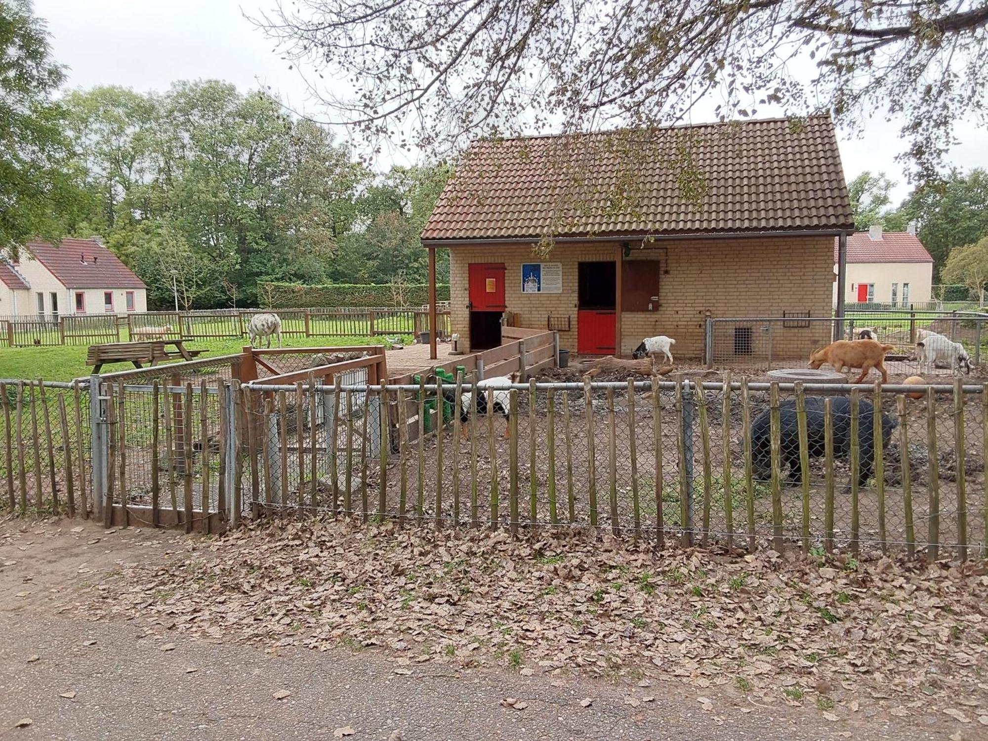 Rumah Senang Wellness Met Hottub En Tuin Ewijk Eksteriør bilde