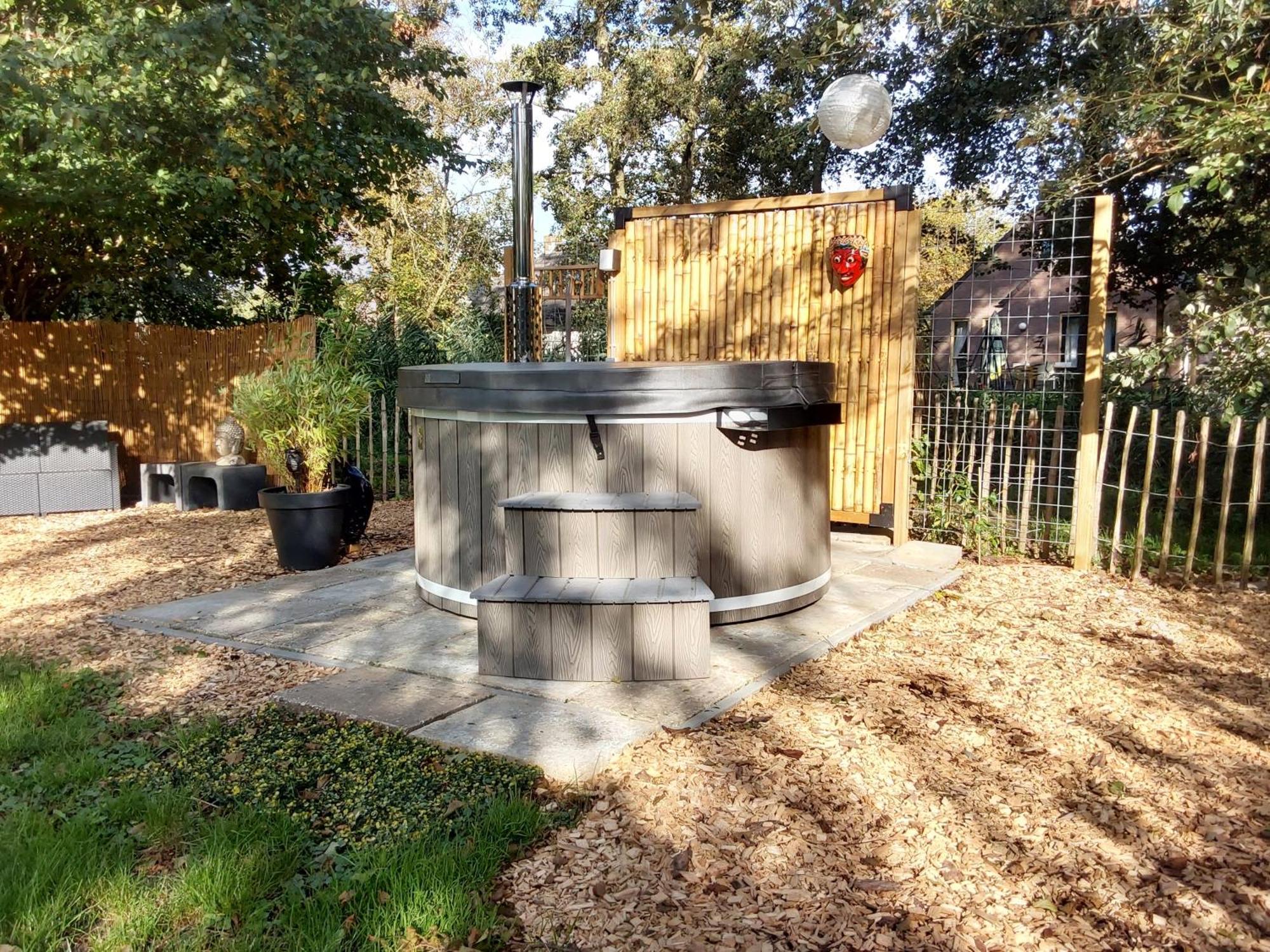 Rumah Senang Wellness Met Hottub En Tuin Ewijk Eksteriør bilde